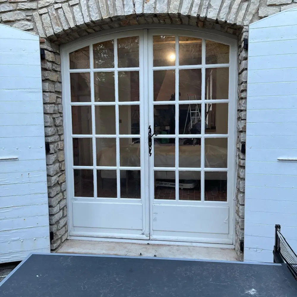 Menuiserie, vitrerie, serrurerie, agencement intérieur et vérandas-pergolas (7)